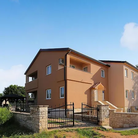 6 Bedroom In Holiday home *